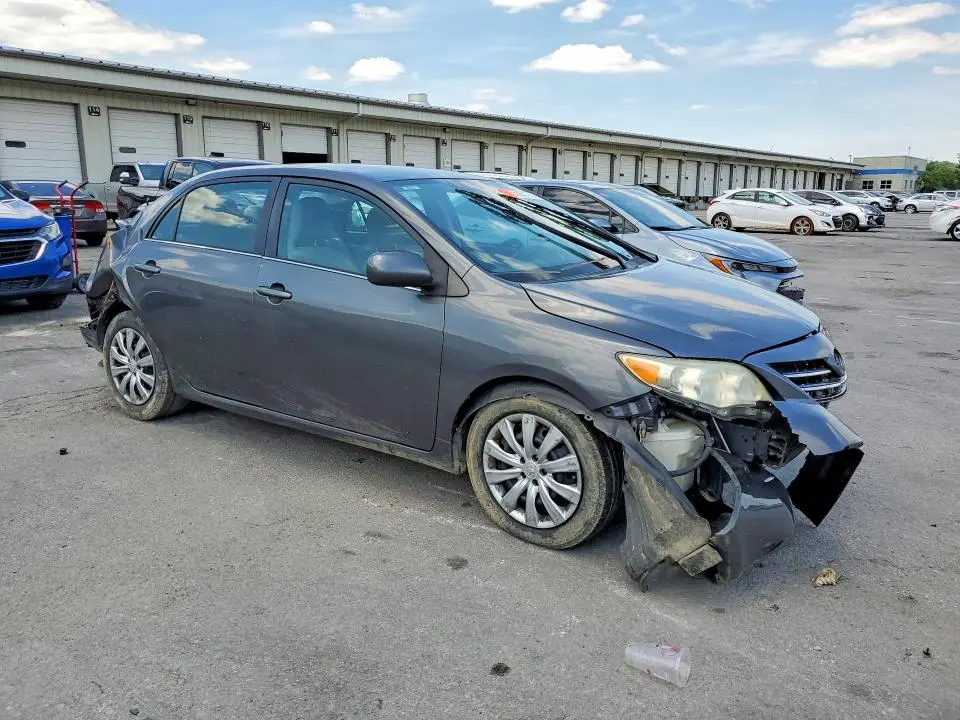 2013 TOYOTA COROLLA LE  