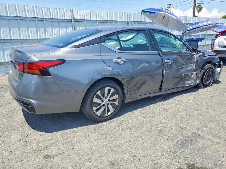 2024 NISSAN ALTIMA S  