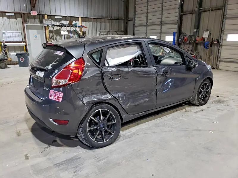 2015 FORD FIESTA SE  