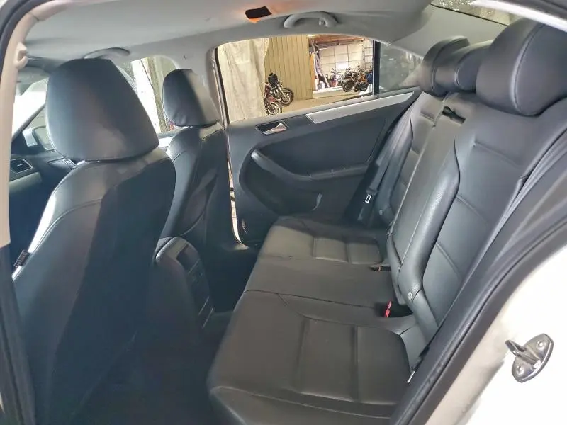 2014 VOLKSWAGEN JETTA SE  