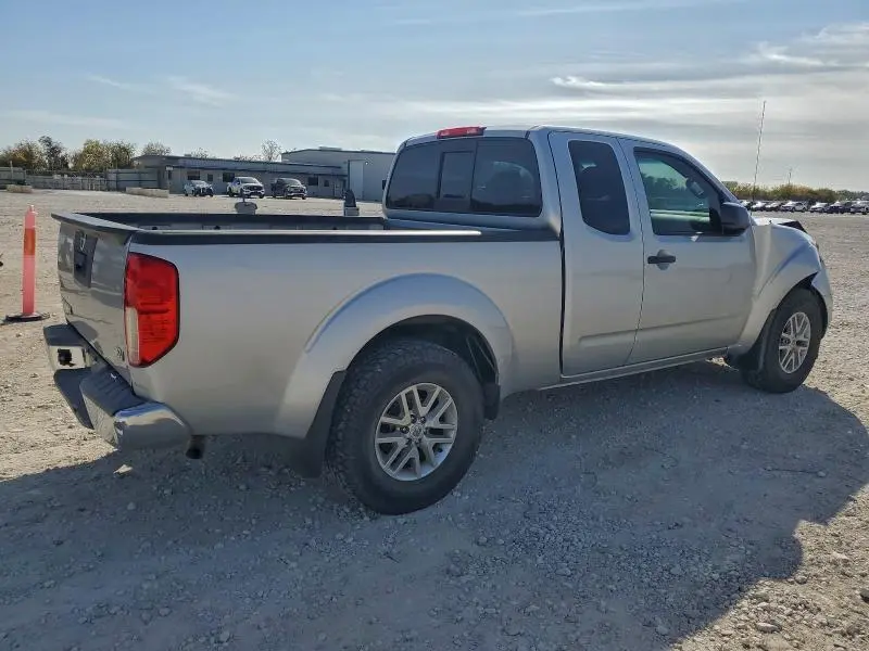 2015 NISSAN FRONTIER S  