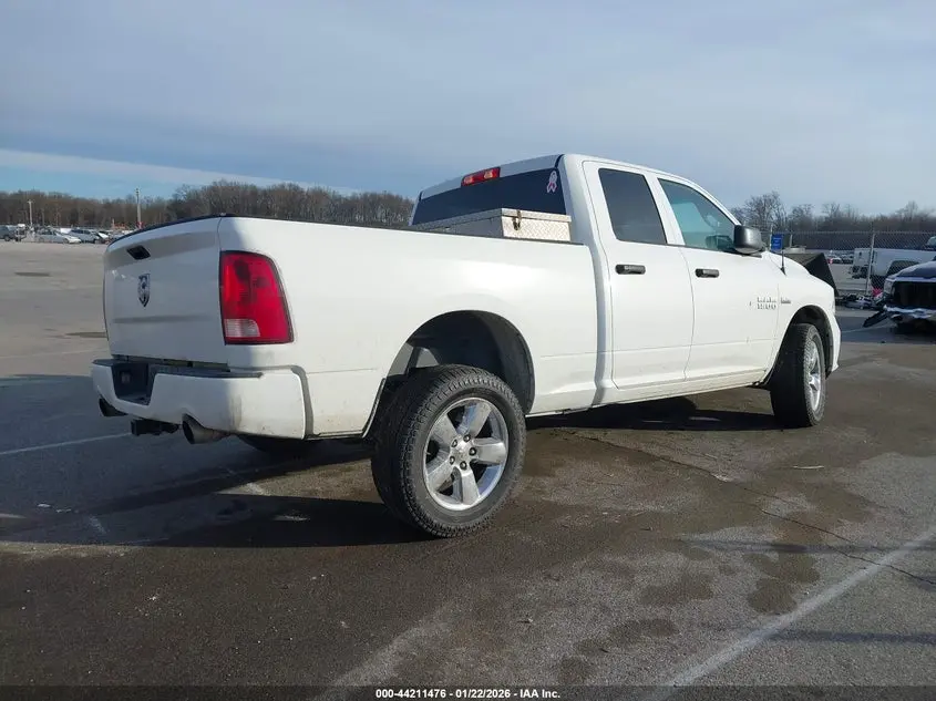 2018 RAM 1500 EXPRESS  4X4 6'4 BOX