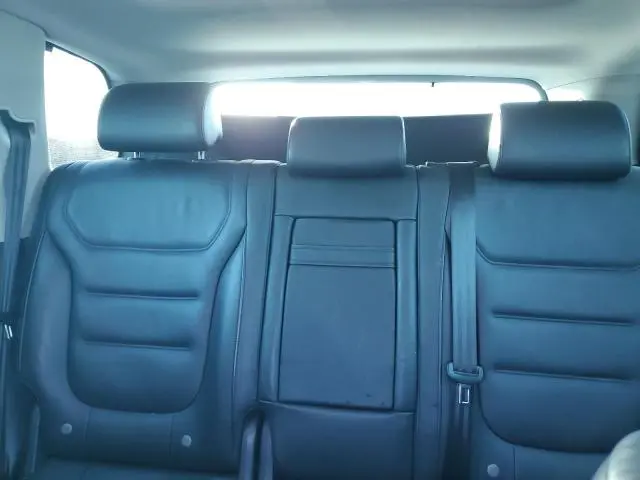 2012 VOLKSWAGEN TOUAREG V6  