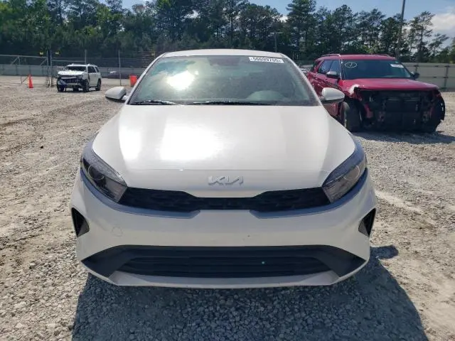 2023 KIA FORTE LX  