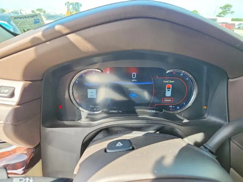 2016 CADILLAC ESCALADE LUXURY  