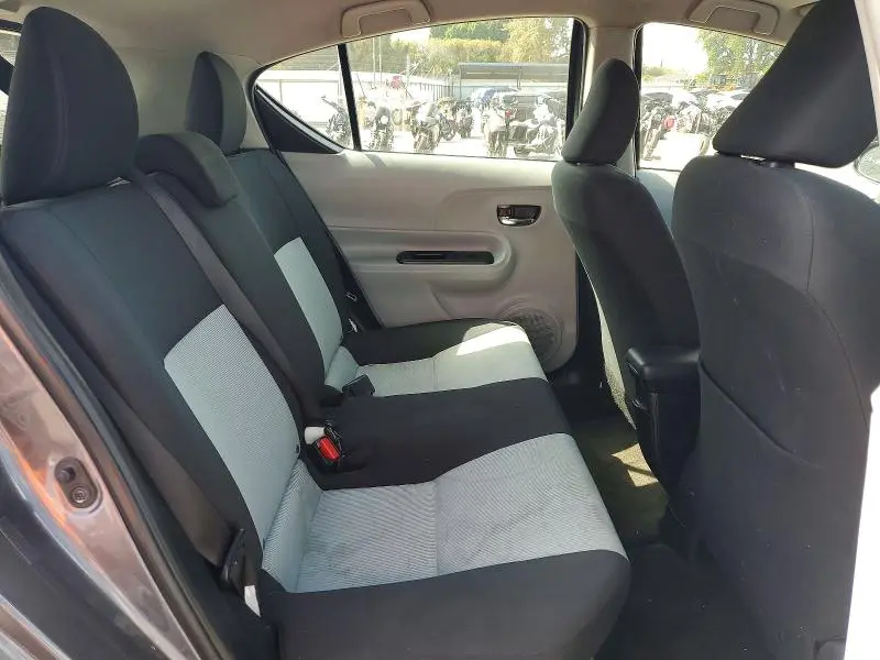 2014 TOYOTA PRIUS C THREE  