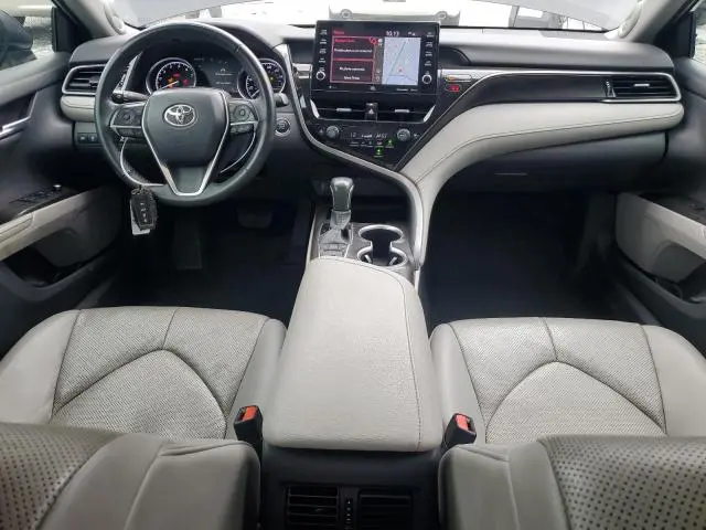 2023 TOYOTA CAMRY XLE  