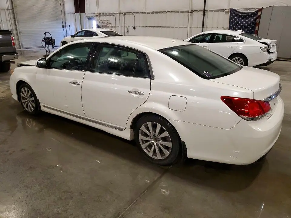 2011 TOYOTA AVALON LIMITED  