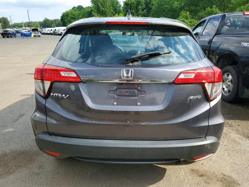 2022 HONDA HR-V LX  