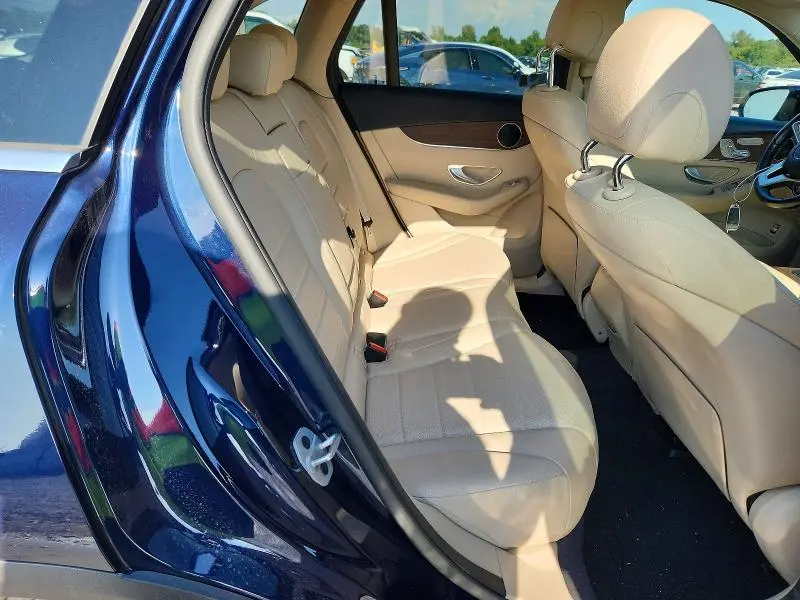 2022 MERCEDES-BENZ GLC 300 4MATIC  