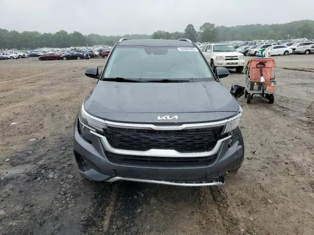 2022 KIA SELTOS S  