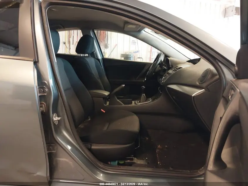 2012 MAZDA MAZDA3 I TOURING