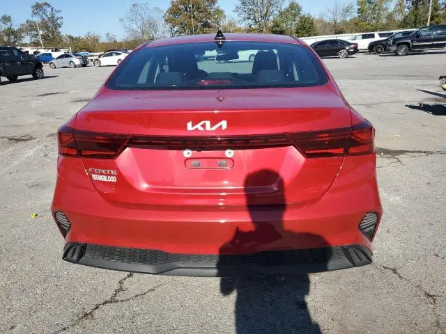 2023 KIA FORTE LX  