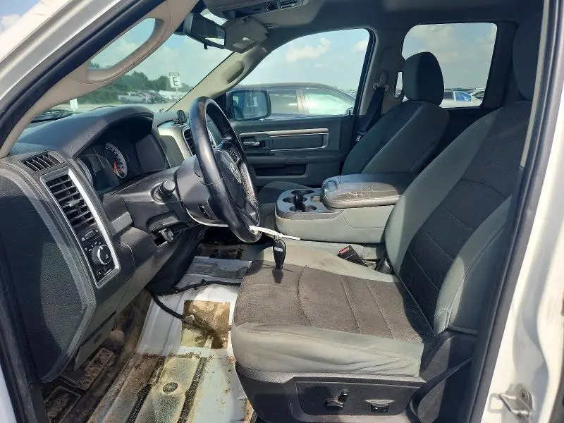2014 RAM 1500 SLT  