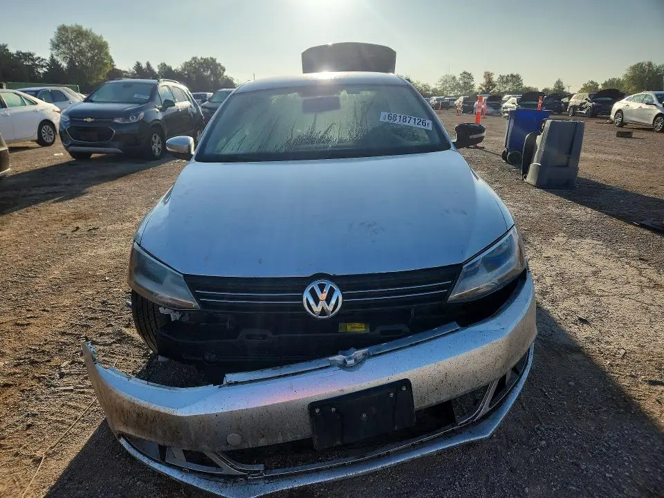 2013 VOLKSWAGEN JETTA TDI  