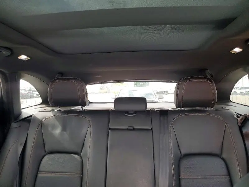 2017 JAGUAR F-PACE PRESTIGE  