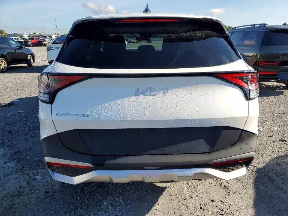 2023 KIA SPORTAGE LX  