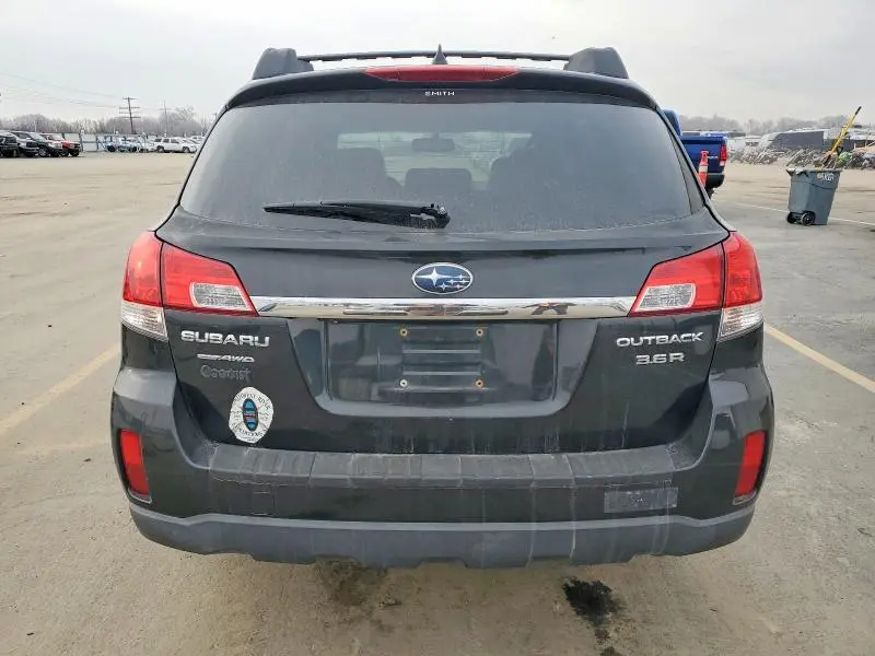 2011 SUBARU OUTBACK 3.6R LIMITED  