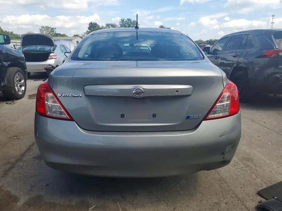 2012 NISSAN VERSA 1.6 S  