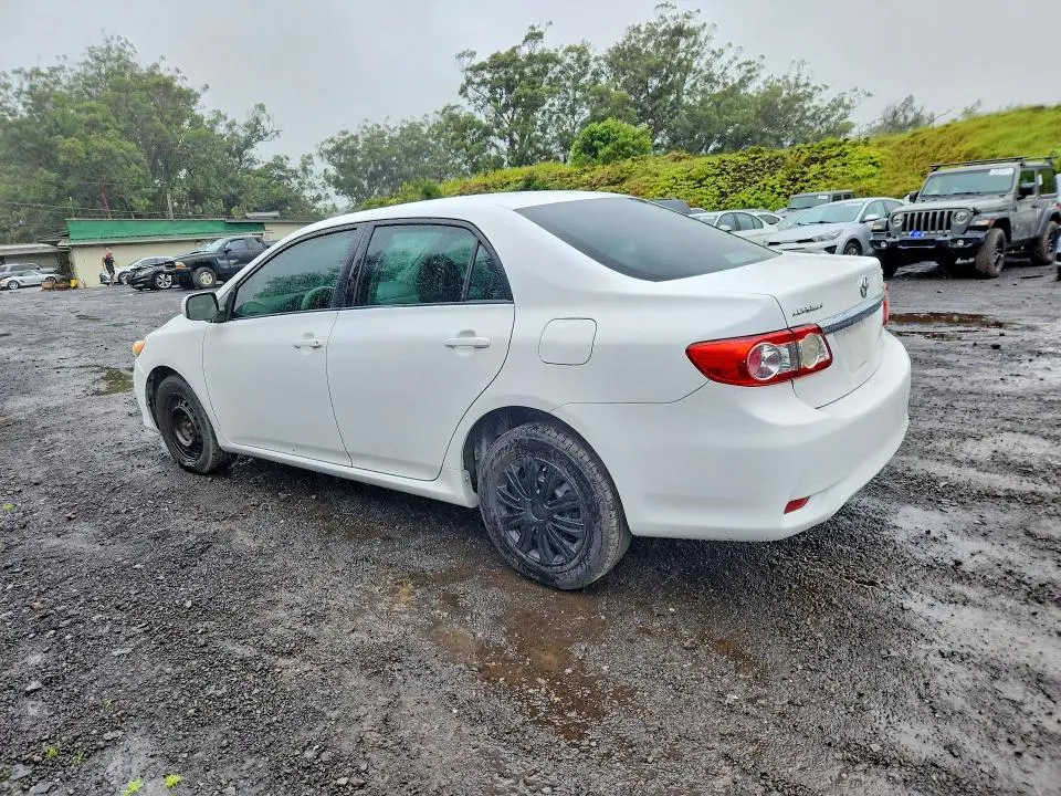 2011 TOYOTA COROLLA BASE  