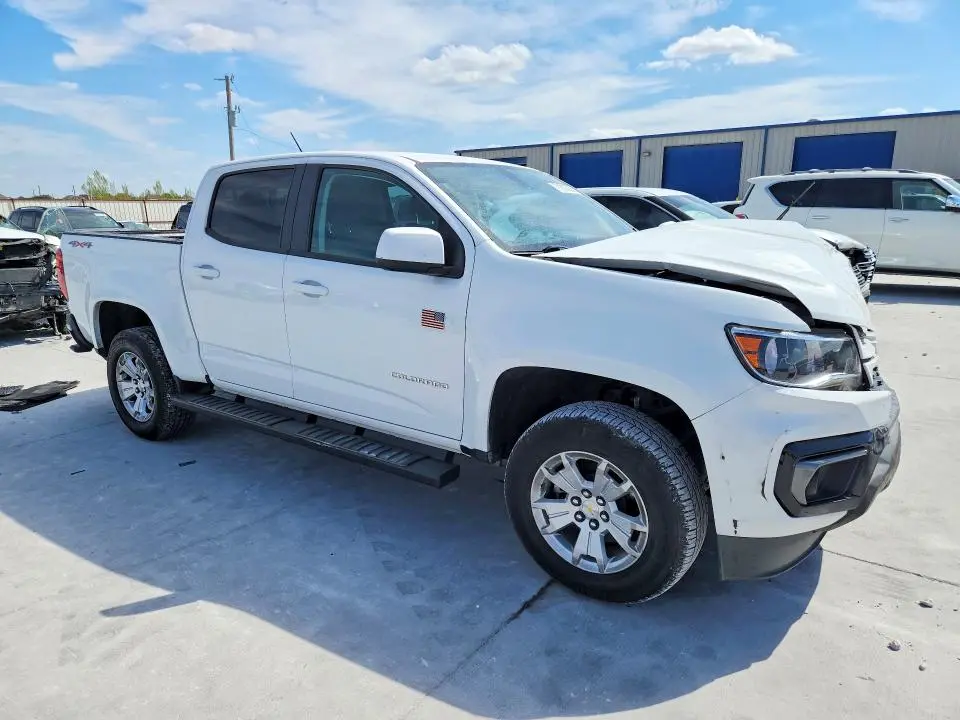 2022 CHEVROLET COLORADO LT  