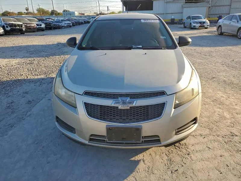 2013 CHEVROLET CRUZE LS  