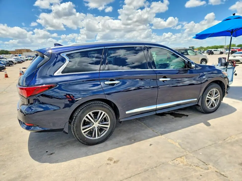 2019 INFINITI QX60 LUXE  