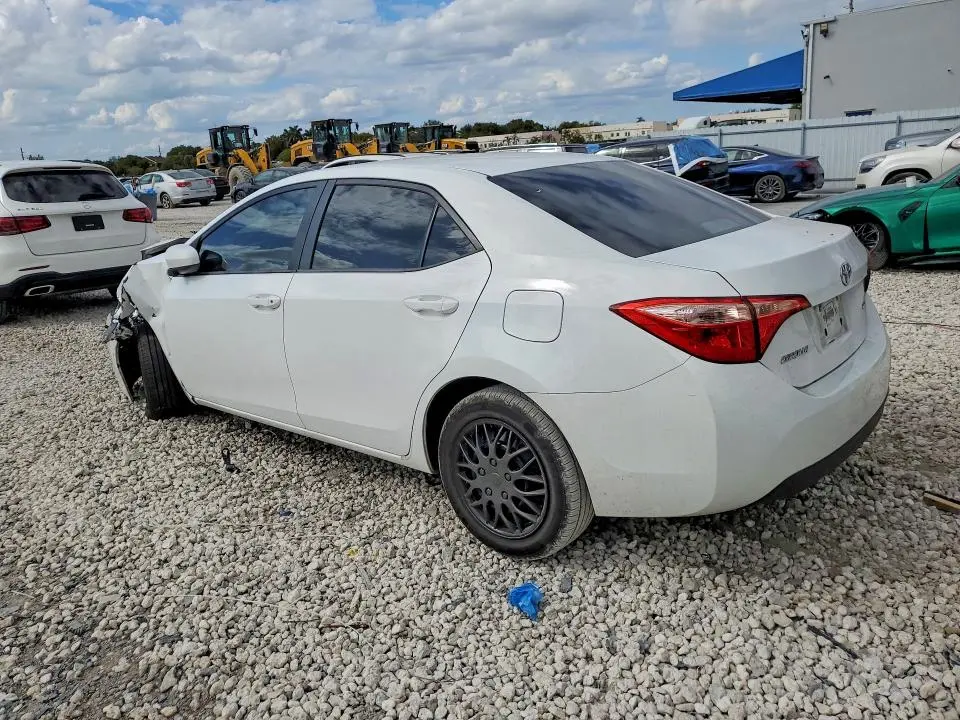 2017 TOYOTA COROLLA LE  