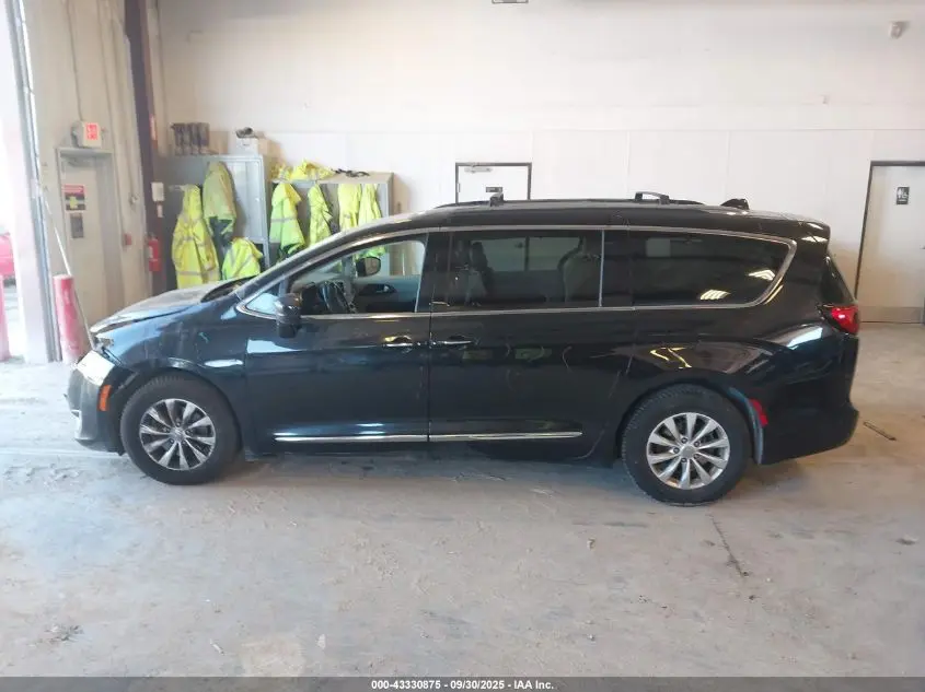 2019 CHRYSLER PACIFICA TOURING L