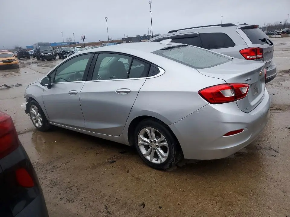 2019 CHEVROLET CRUZE LT  