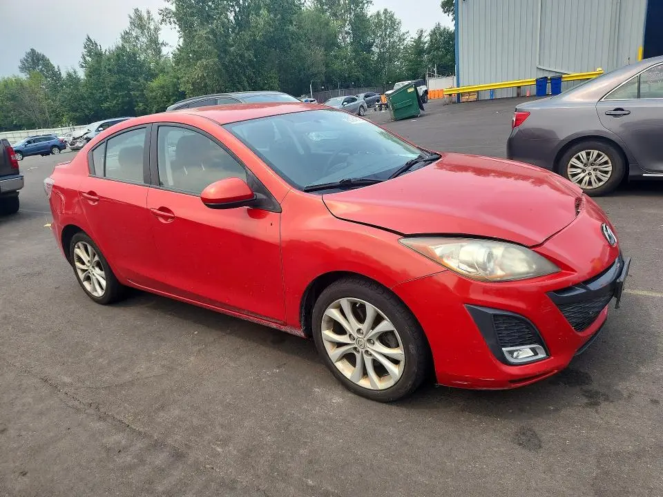 2011 MAZDA 3 S  