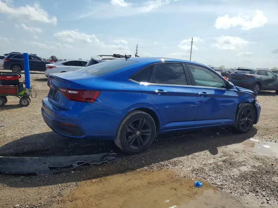 2024 VOLKSWAGEN JETTA SE  