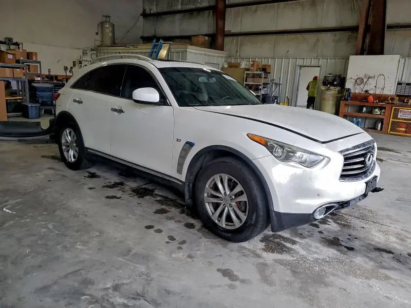 2014 INFINITI QX70   