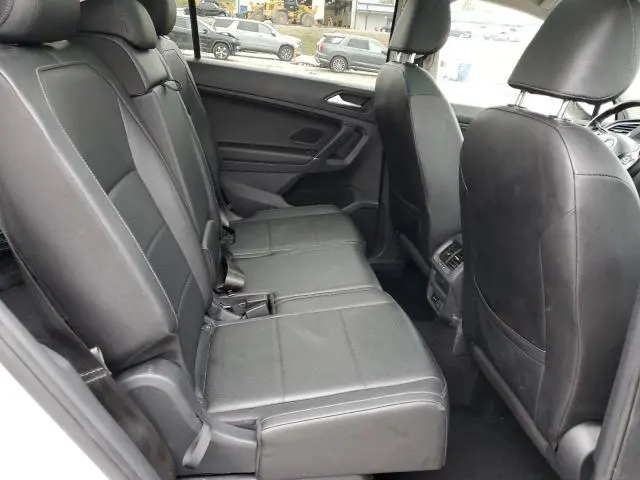 2020 VOLKSWAGEN TIGUAN SE  