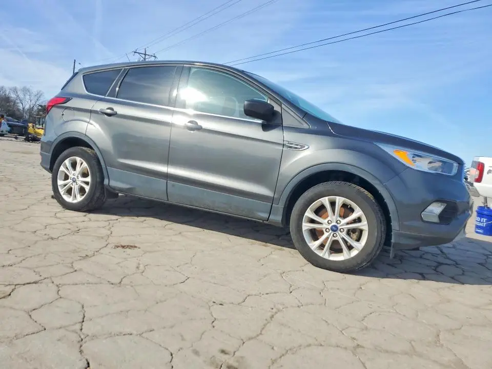 2019 FORD ESCAPE   
