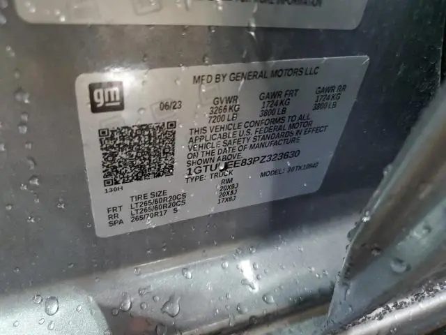 2023 GMC SIERRA K1500 AT4  