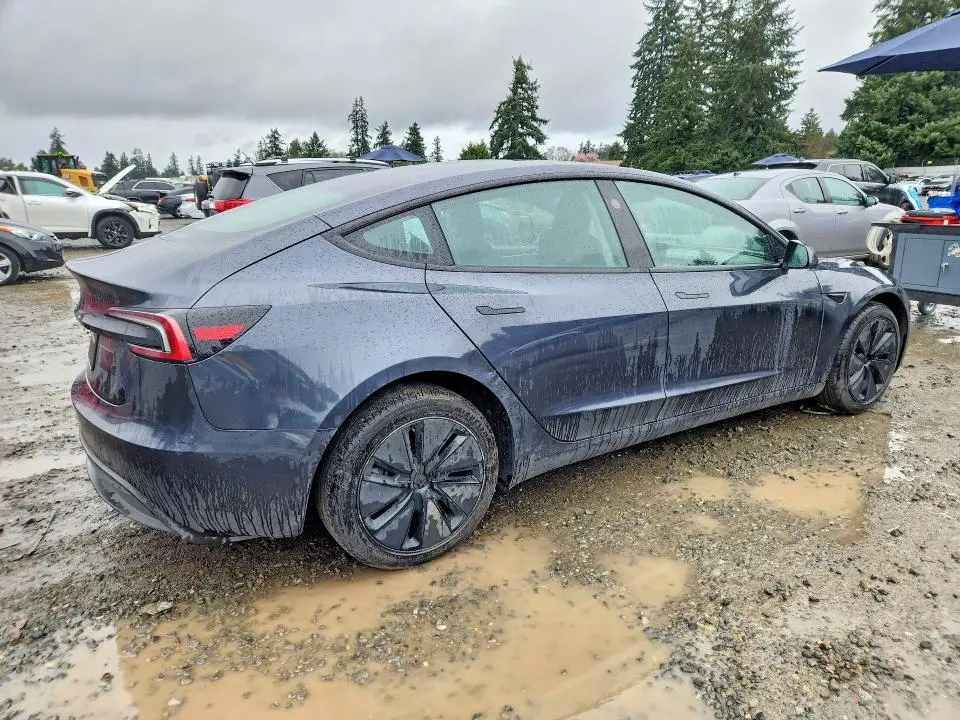2024 TESLA MODEL 3   