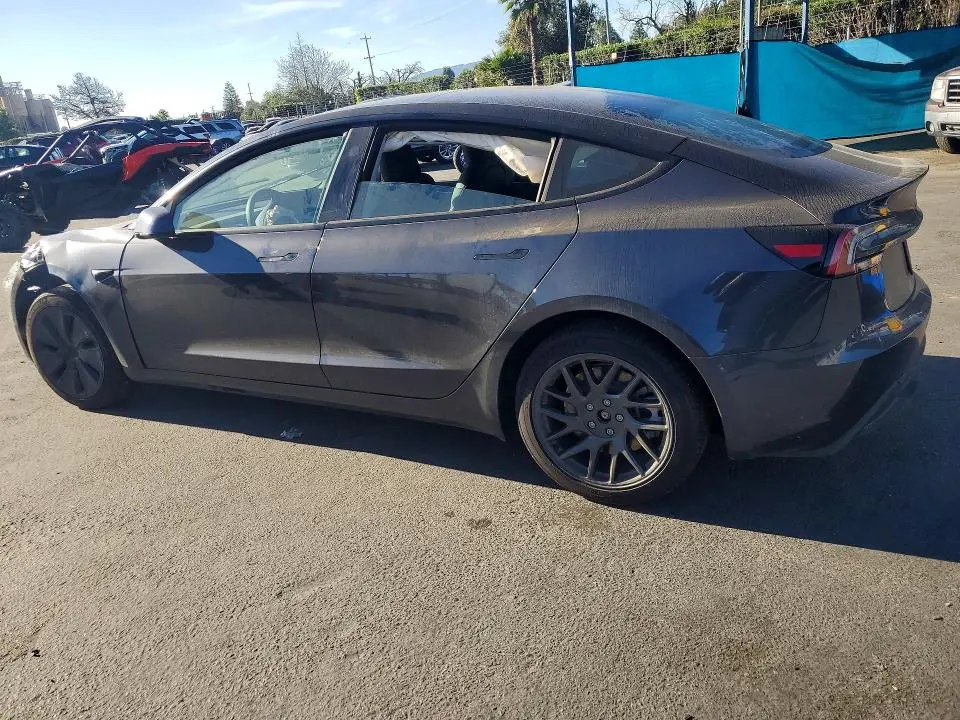 2026 TESLA MODEL 3   