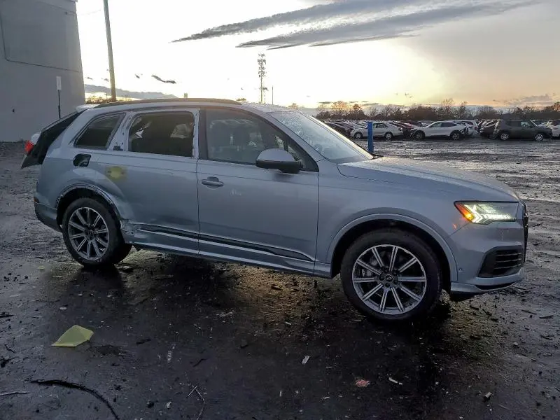 2024 AUDI Q7 PREMIUM PLUS  