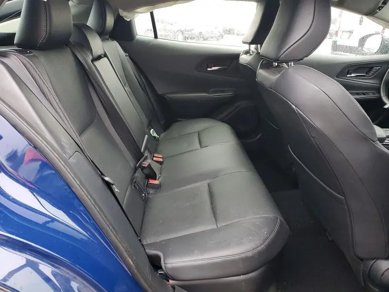 2024 TOYOTA PRIUS LE  