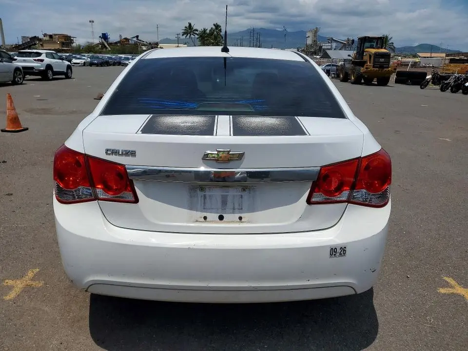 2011 CHEVROLET CRUZE LS  