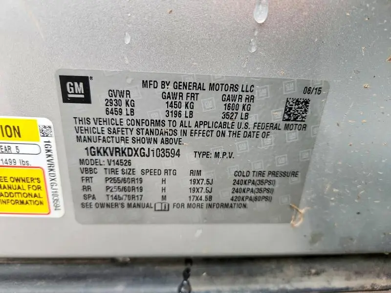 2016 GMC ACADIA SLT-1  