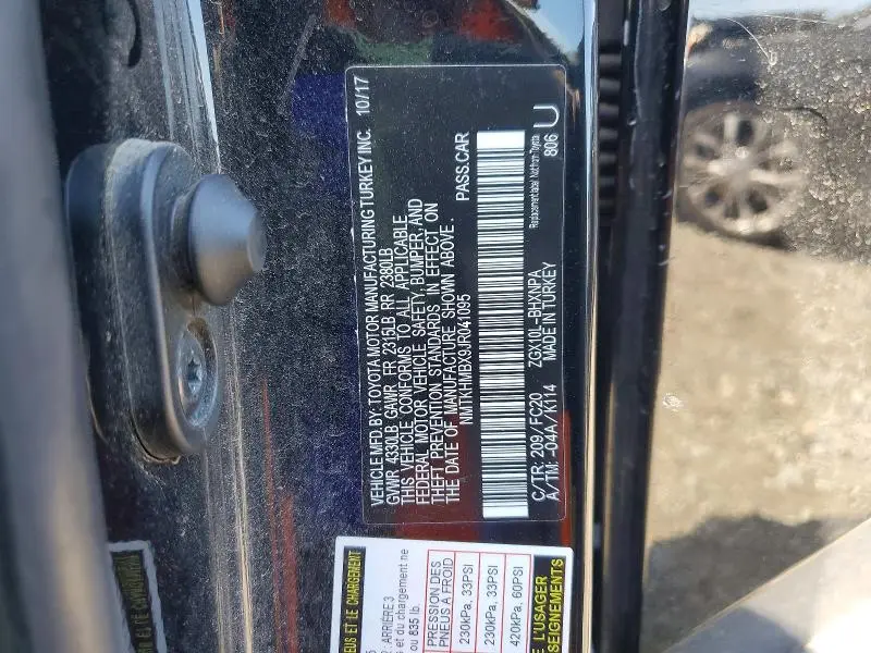 2018 TOYOTA C-HR XLE  