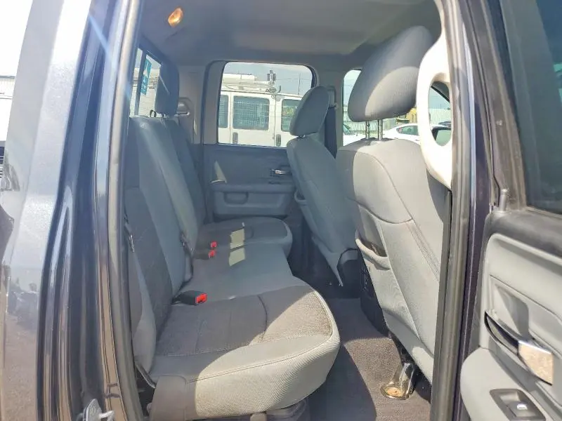 2014 RAM 1500 SLT  