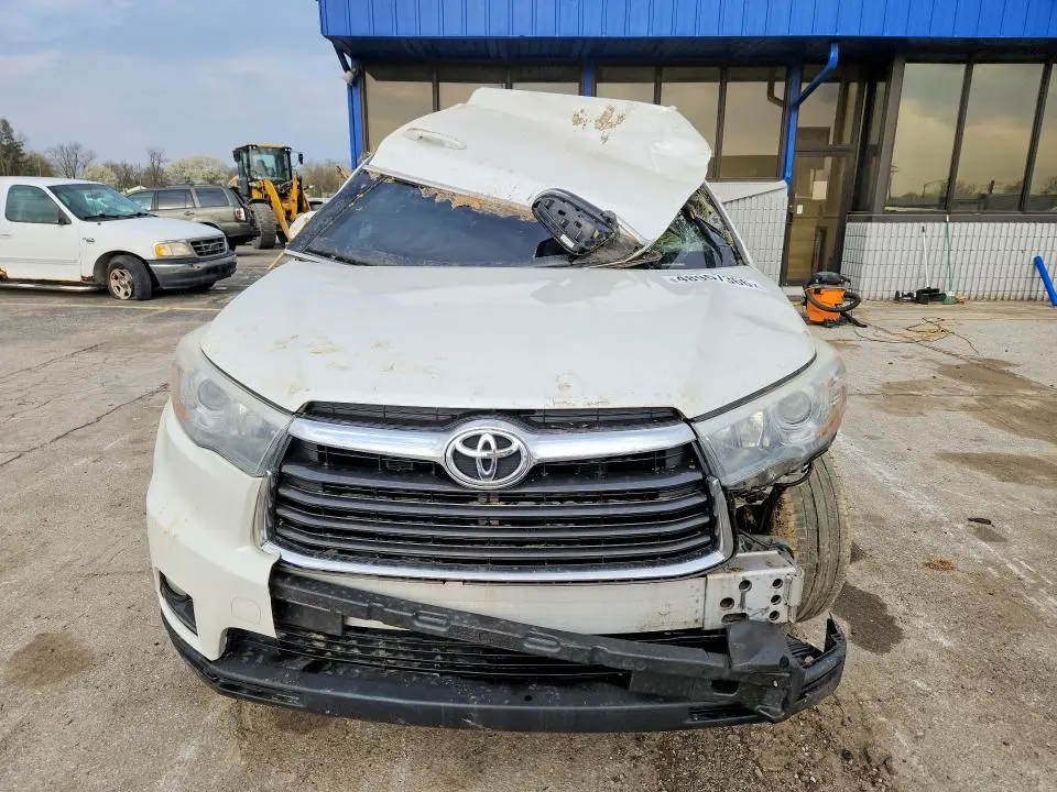 2016 TOYOTA HIGHLANDER XLE  