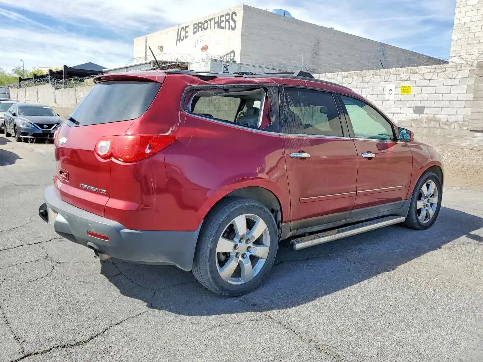 2011 CHEVROLET TRAVERSE LTZ  