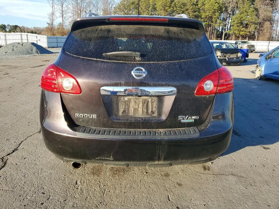 2011 NISSAN ROGUE S  