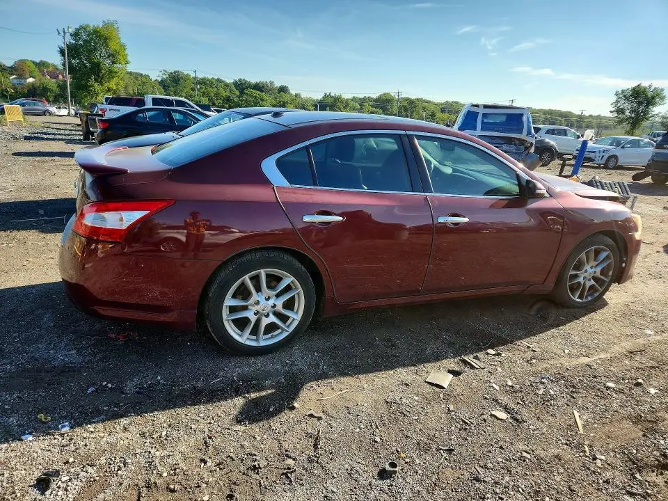2010 NISSAN MAXIMA 3.5 S  