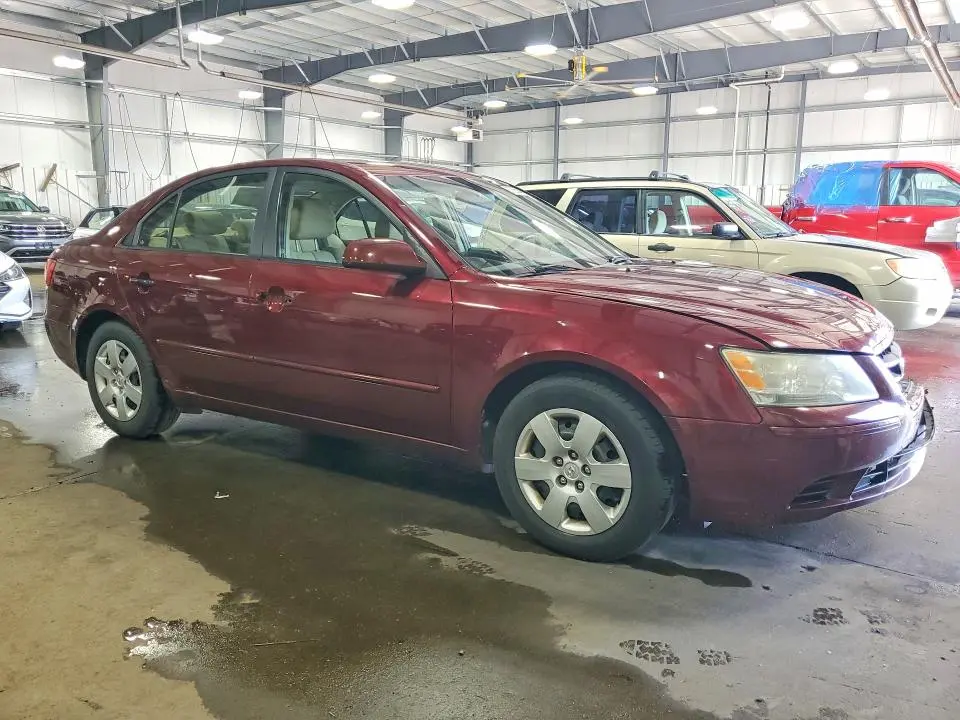 2010 HYUNDAI SONATA GLS  