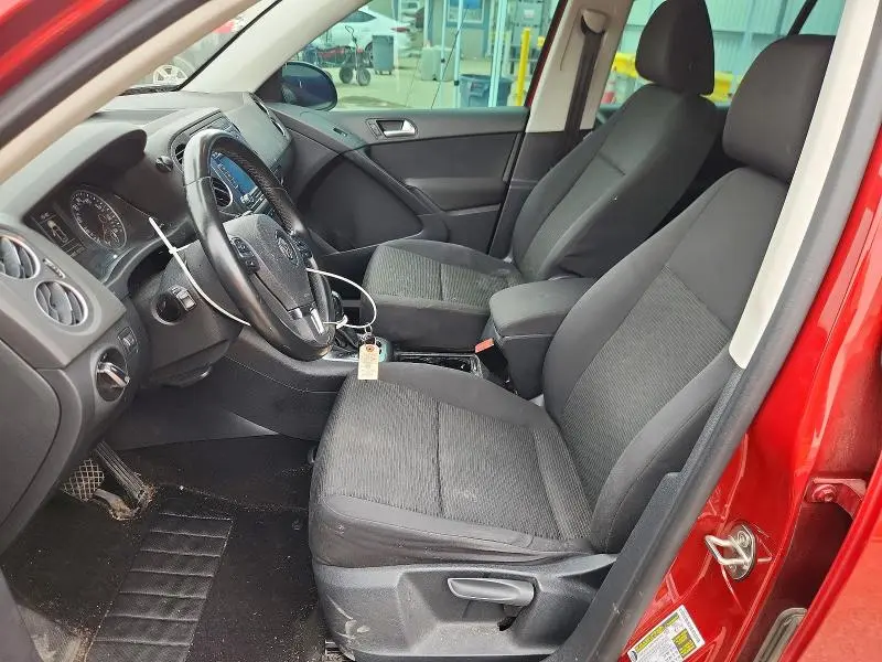 2015 VOLKSWAGEN TIGUAN S  